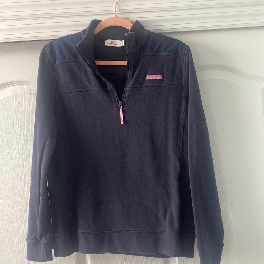 long sleeve vineyard vines sweater size L